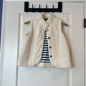 Hanna Andersson Faux Fur Vest with blue and white stripes inside size 12 girls